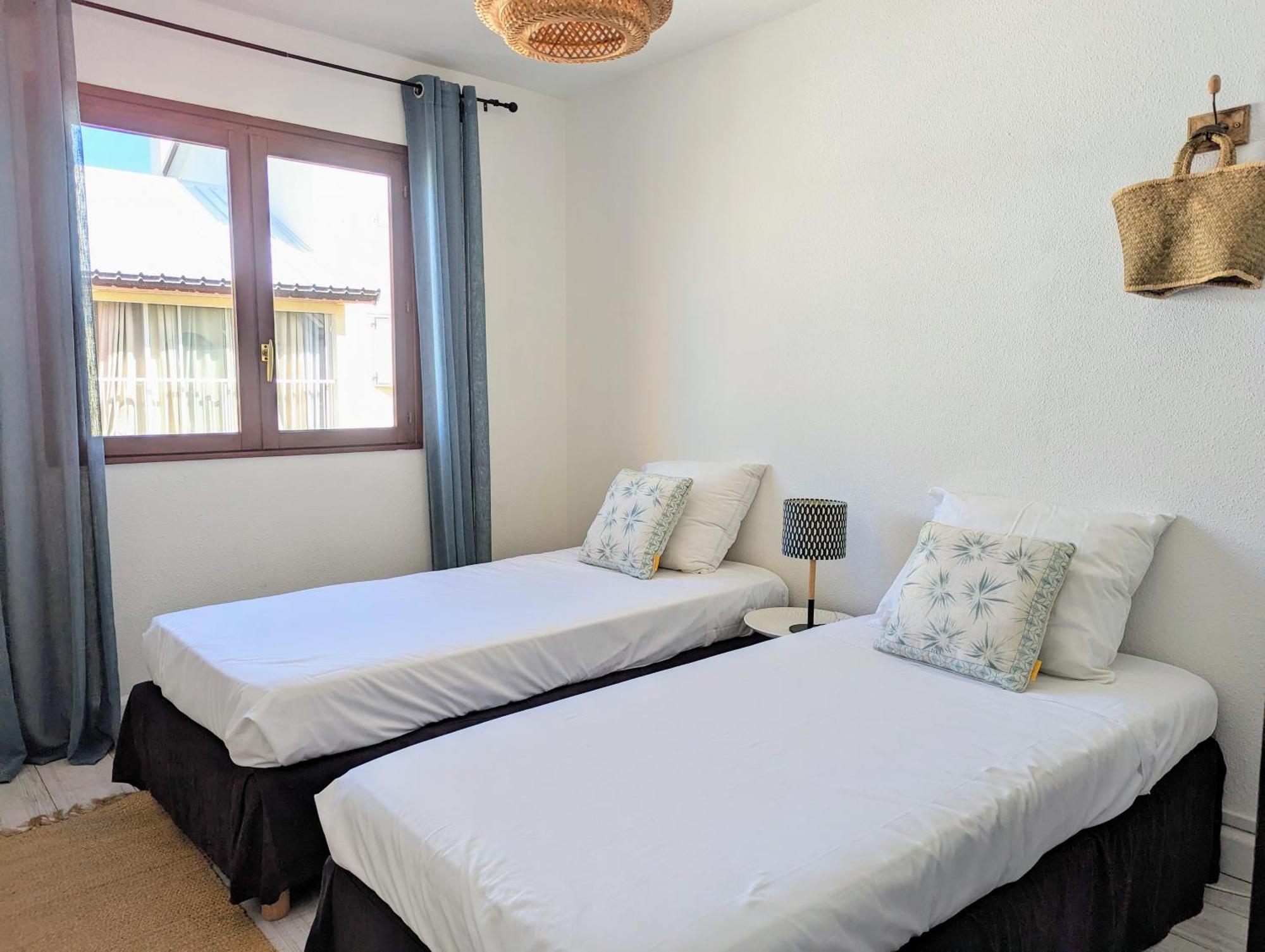 Cap Saint Gilles - T3 Vue Sur Le Port Apartment Екстериор снимка