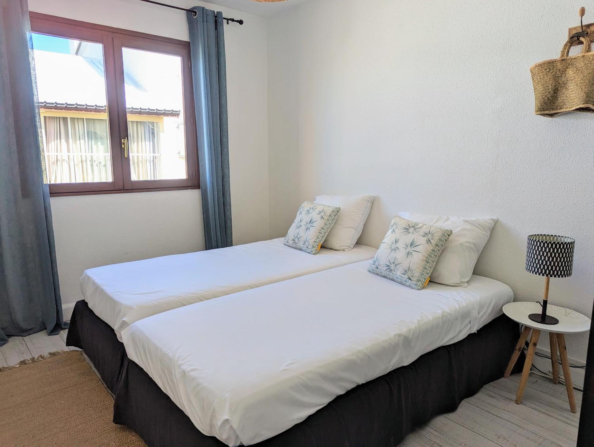 Cap Saint Gilles - T3 Vue Sur Le Port Apartment Екстериор снимка